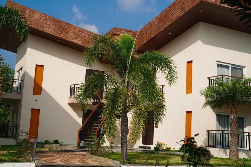 Hotel Mechi Crown Kakarvitta 外观 照片