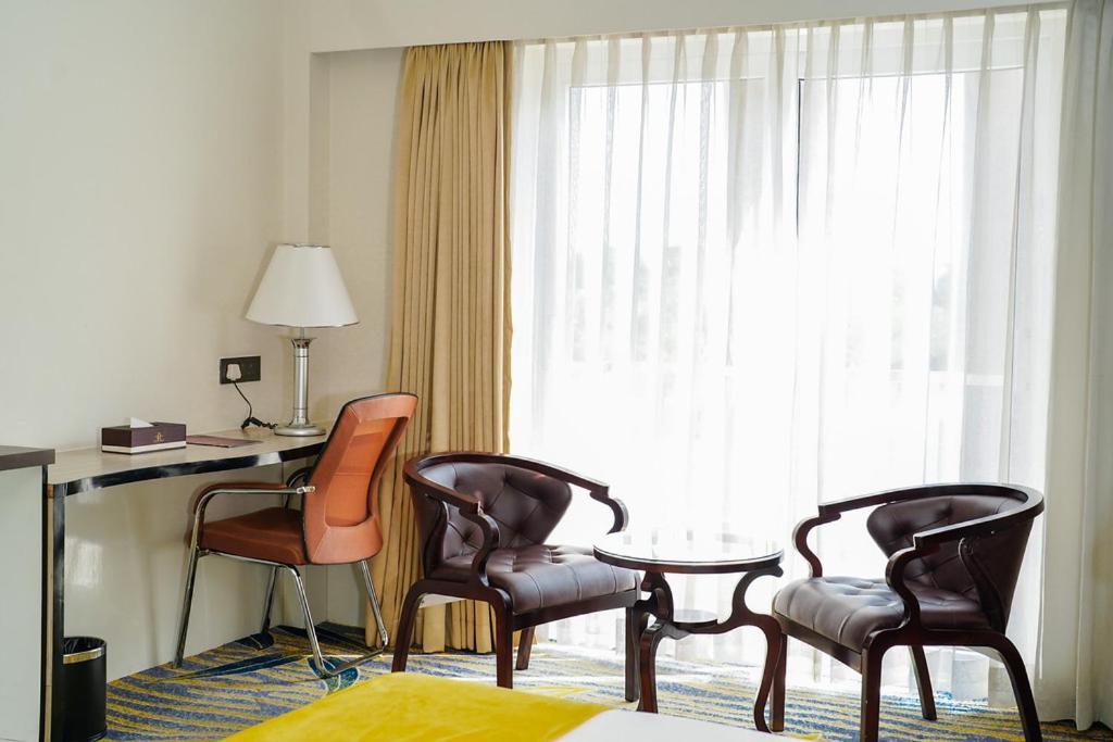 Hotel Mechi Crown Kakarvitta 外观 照片